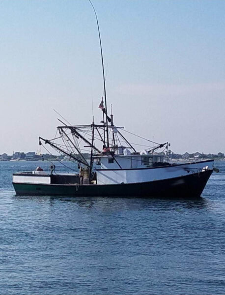 Explore the Versatile Fiberglass Fishing and Shrimp Boat