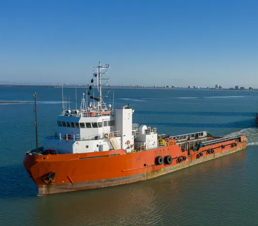 TUG 221′ DWT: 2,085